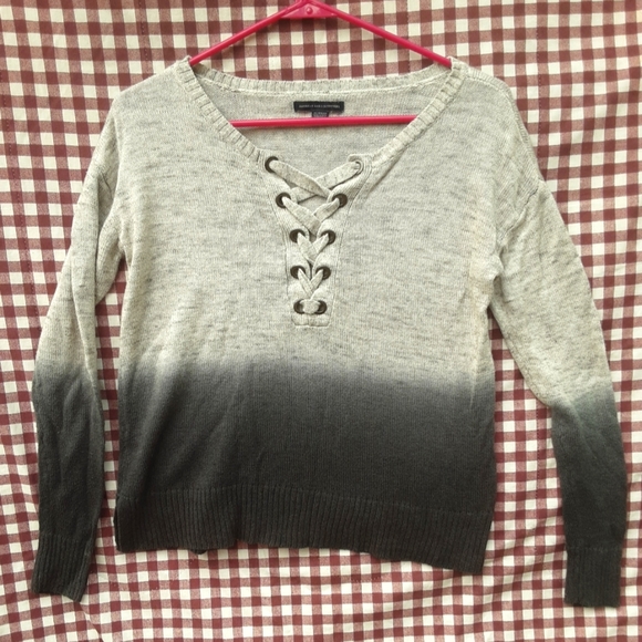 🍀3/15 American Eagle Outfitters Woman's sweater size XS - Picture 2 of 7
